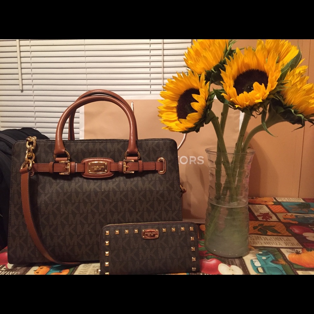 Purse and wallet
